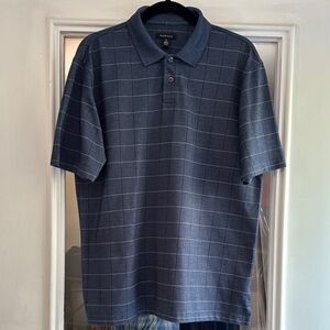 EUC Van Heusen Men’s Blue Polo Shirt Stripes Short Sleeve Sz M Medium